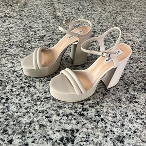 Nude Steve Madden heels